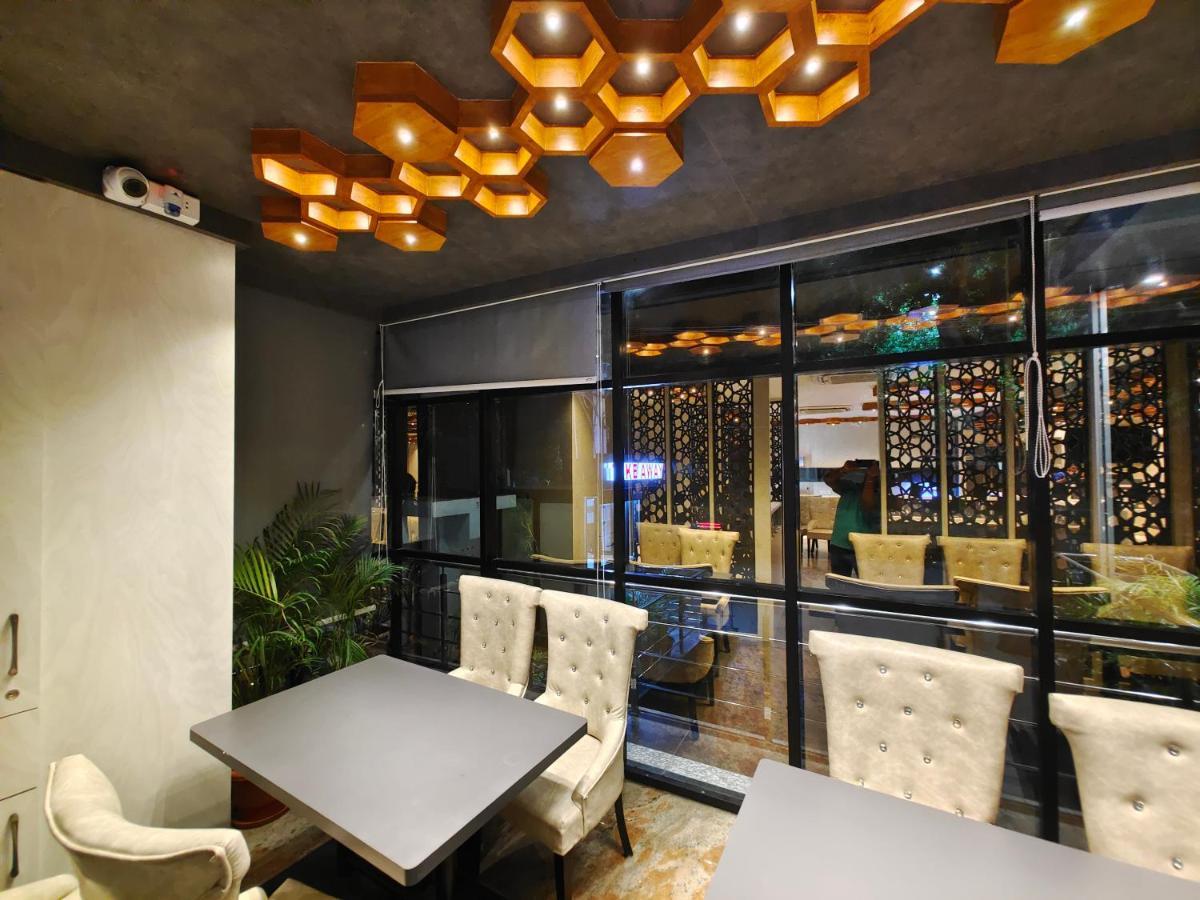 Hotel Thousand Pillars Warangal Exterior photo